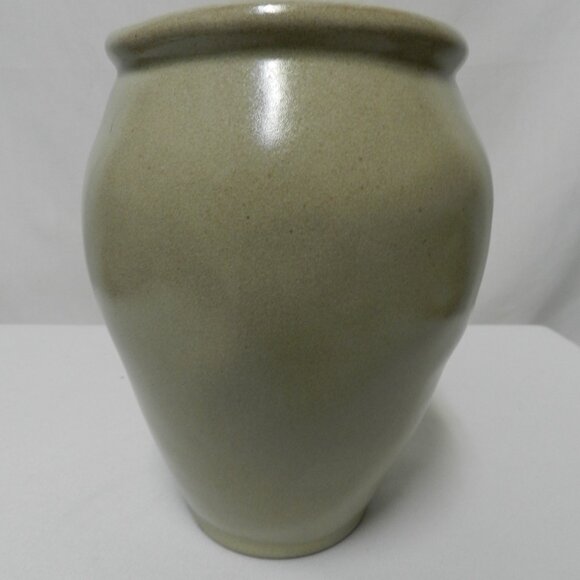Hearth & Hand Magnolia Urn Vase ceramic 7.5" Tall Jar smooth beige brown Pottery - Picture 4 of 8